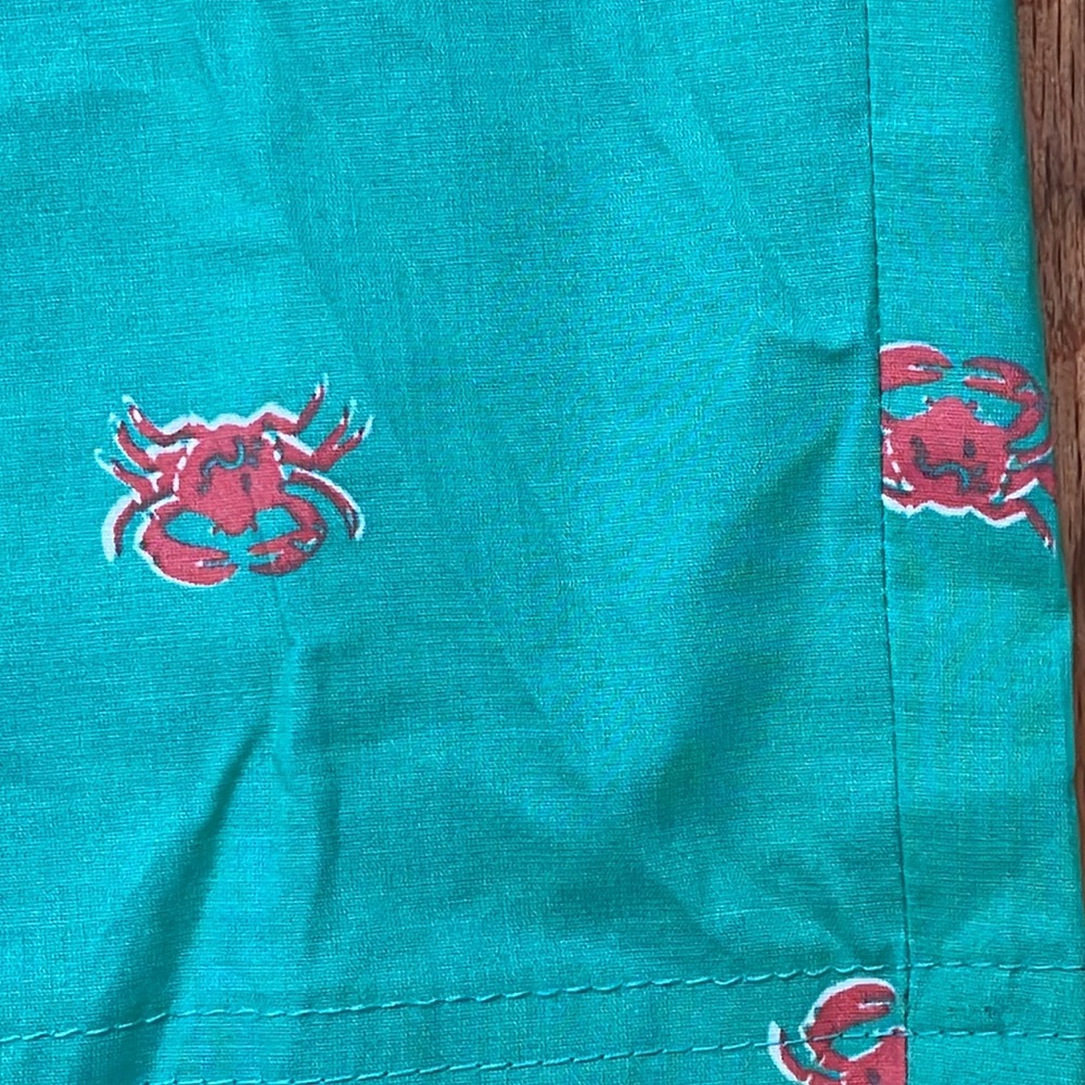 Crown & Ivy Men’s Boxers Crabs on green background elastic comfort waist pockets - Picture 2 of 10